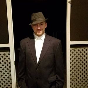 Meet your Posher, Robert